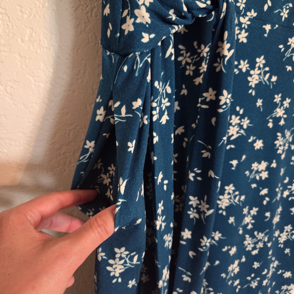 Kaileigh Floral Blue Dress SzXL - Picture 3 of 11